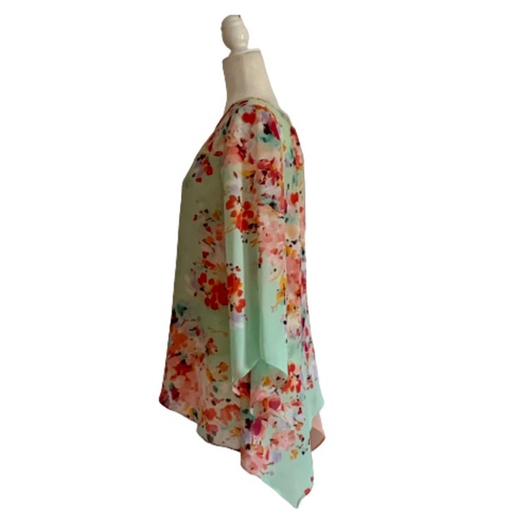 Sunny Leigh Floral Bell Sleeve Layered Blouse - Picture 3 of 13